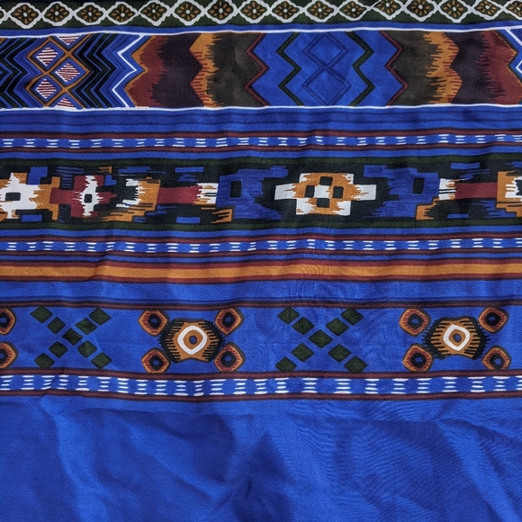 GOLDEN CAMEL 🐪 SILK SCARF! - Picture 14 of 16